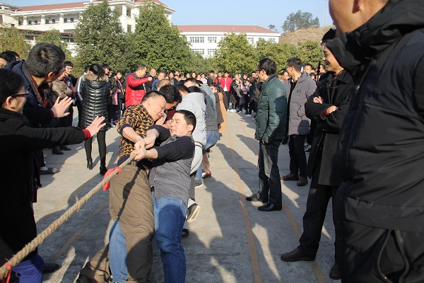 [图文]剑阁职中2017年秋季教职工运动会圆满结束