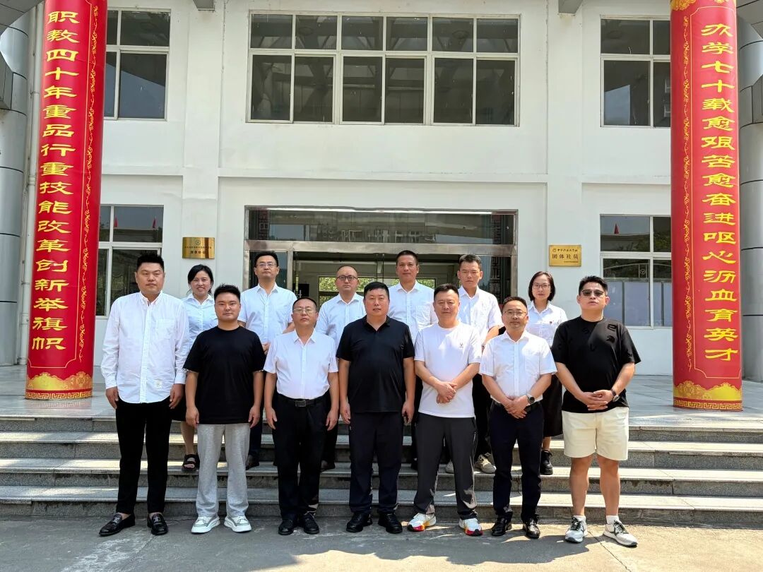 情系母校 砺梦前行｜优秀校友梁爱国重返剑阁职中